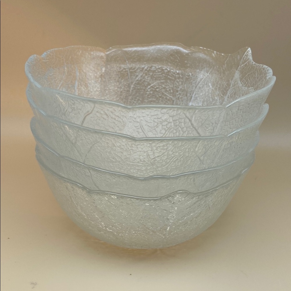 Set of 4 -Arcoroc ASPEN Dessert or Salad Bowls